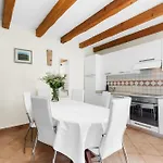 Вилла House With Private Pool Ladybug Milotski Breg