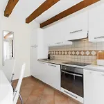 House With Private Pool Ladybug Вилла *