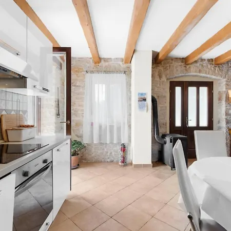 House With Private Pool Ladybug Villa Milotski Breg